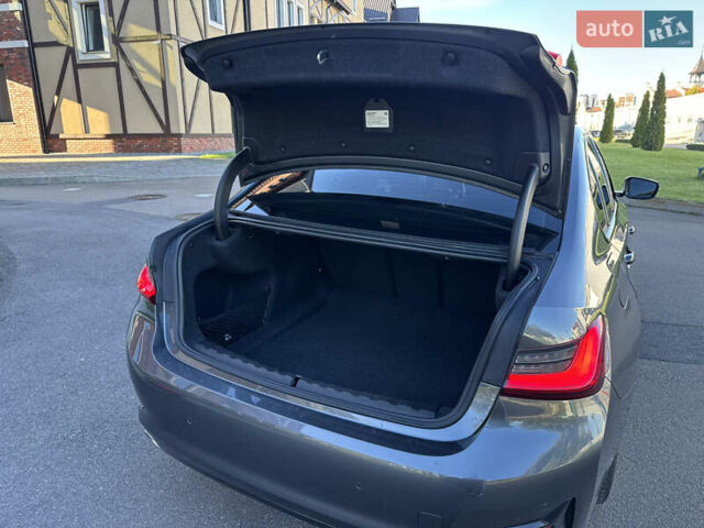 Серый БМВ 3 Серия, объемом двигателя 2 л и пробегом 140 тыс. км за 25800 $, фото 13 на Automoto.ua