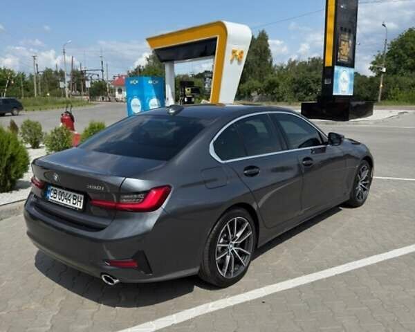 Серый БМВ 3 Серия, объемом двигателя 2 л и пробегом 49 тыс. км за 25500 $, фото 3 на Automoto.ua