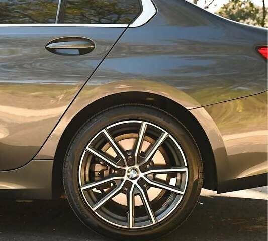 Сірий БМВ 3 Серія, об'ємом двигуна 2 л та пробігом 76 тис. км за 32200 $, фото 2 на Automoto.ua