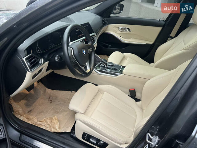 Серый БМВ 3 Серия, объемом двигателя 2 л и пробегом 82 тыс. км за 30000 $, фото 31 на Automoto.ua