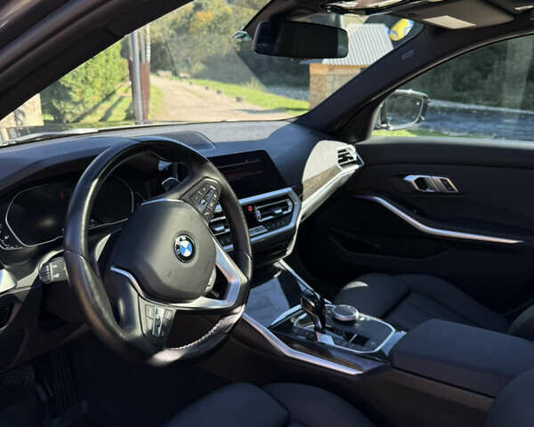 Серый БМВ 3 Серия, объемом двигателя 2 л и пробегом 109 тыс. км за 32800 $, фото 13 на Automoto.ua