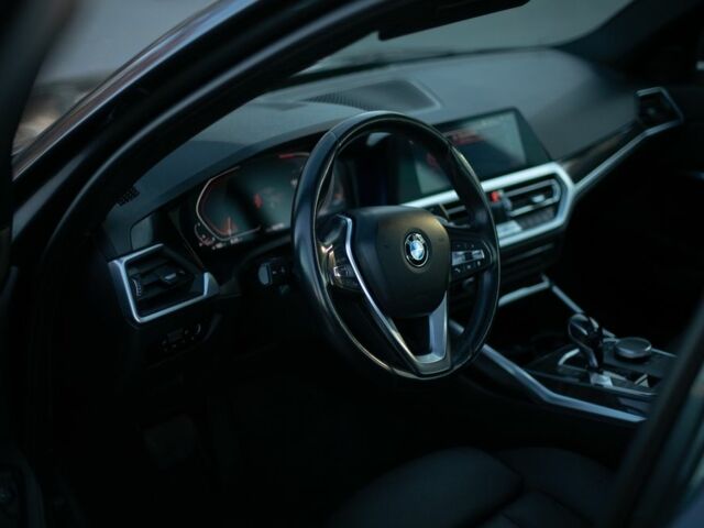 Серый БМВ 3 Серия, объемом двигателя 2 л и пробегом 163 тыс. км за 24900 $, фото 5 на Automoto.ua