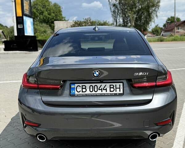 Серый БМВ 3 Серия, объемом двигателя 2 л и пробегом 49 тыс. км за 25500 $, фото 5 на Automoto.ua