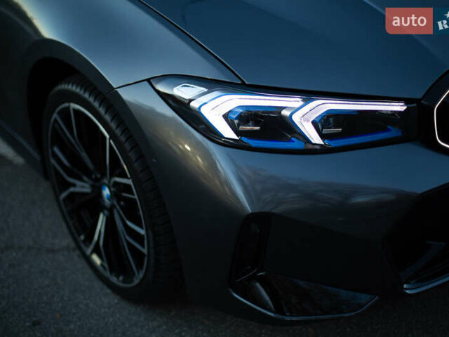 Серый БМВ 3 Серия, объемом двигателя 2 л и пробегом 162 тыс. км за 26500 $, фото 7 на Automoto.ua