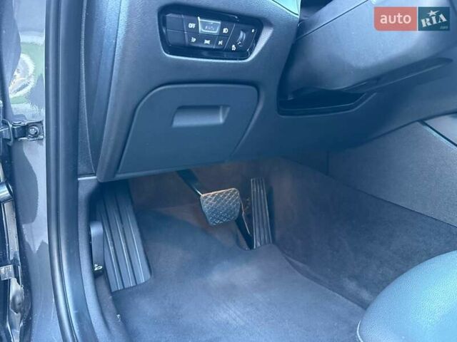 Серый БМВ 3 Серия, объемом двигателя 2 л и пробегом 140 тыс. км за 25800 $, фото 26 на Automoto.ua