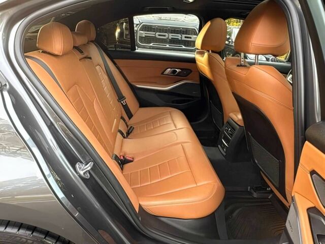 Сірий БМВ 3 Серія, об'ємом двигуна 2 л та пробігом 49 тис. км за 11800 $, фото 15 на Automoto.ua