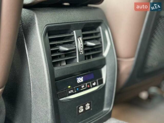 Сірий БМВ 3 Серія, об'ємом двигуна 2 л та пробігом 46 тис. км за 39800 $, фото 20 на Automoto.ua