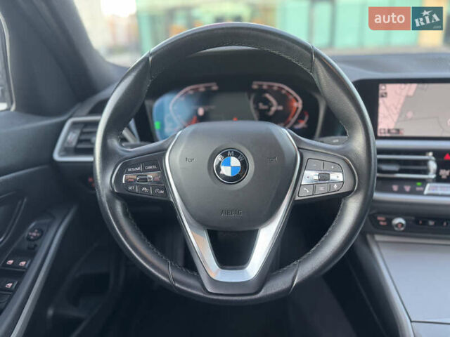 БМВ 3 Серія 2021 у Хмельницькому на Automoto.ua Сірий БМВ 3 Серія, об'ємом двигуна 2 л та пробігом 198 тис. км за 26500 $, фото 10 на Automoto.ua
