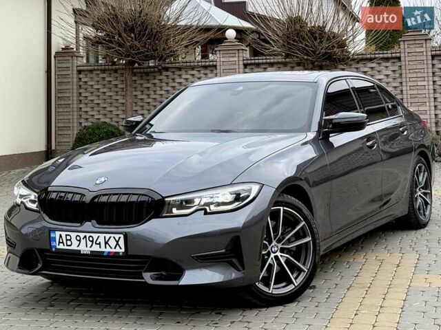 Серый БМВ 3 Серия, объемом двигателя 2 л и пробегом 67 тыс. км за 28500 $, фото 1 на Automoto.ua