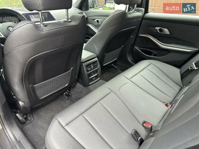 БМВ 3 Серія 2021 у Львові на Automoto.ua Сірий БМВ 3 Серія, об'ємом двигуна 0 л та пробігом 44 тис. км за 11800 $, фото 18 на Automoto.ua