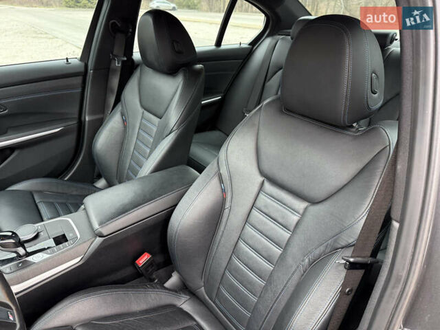 Серый БМВ 3 Серия, объемом двигателя 3 л и пробегом 55 тыс. км за 44999 $, фото 16 на Automoto.ua