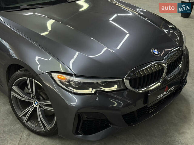 Серый БМВ 3 Серия, объемом двигателя 2 л и пробегом 120 тыс. км за 28900 $, фото 2 на Automoto.ua