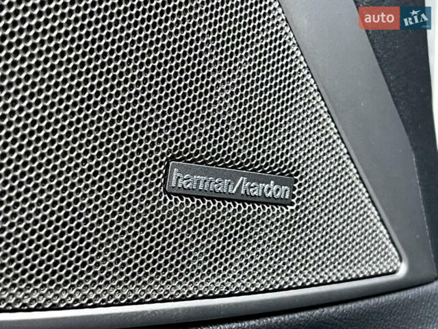 БМВ 3 Серія 2021 у Києві на Automoto.ua Сірий БМВ 3 Серія, об'ємом двигуна 3 л та пробігом 72 тис. км за 51950 $, фото 5 на Automoto.ua