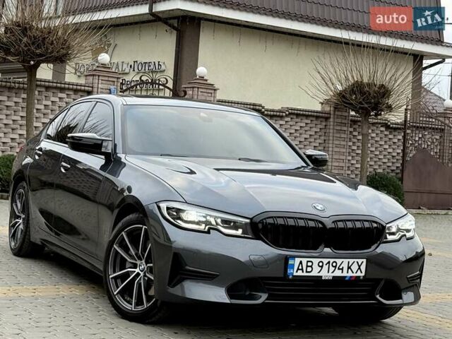 Серый БМВ 3 Серия, объемом двигателя 2 л и пробегом 67 тыс. км за 28500 $, фото 2 на Automoto.ua