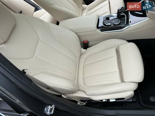 Серый БМВ 3 Серия, объемом двигателя 2 л и пробегом 67 тыс. км за 28500 $, фото 44 на Automoto.ua