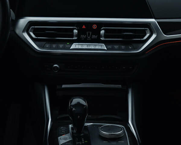 Сірий БМВ 3 Серія, об'ємом двигуна 2 л та пробігом 83 тис. км за 33000 $, фото 22 на Automoto.ua