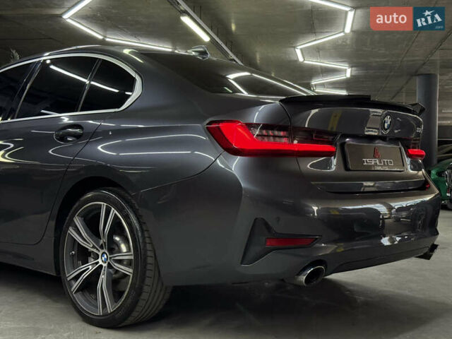 Серый БМВ 3 Серия, объемом двигателя 2 л и пробегом 120 тыс. км за 28900 $, фото 11 на Automoto.ua
