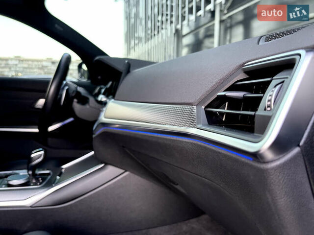 БМВ 3 Серія 2021 у Києві на Automoto.ua Сірий БМВ 3 Серія, об'ємом двигуна 3 л та пробігом 72 тис. км за 51950 $, фото 51 на Automoto.ua