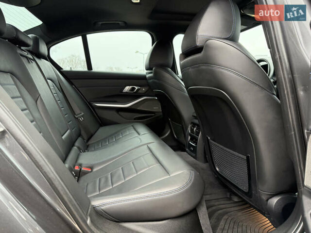 Серый БМВ 3 Серия, объемом двигателя 3 л и пробегом 55 тыс. км за 44999 $, фото 20 на Automoto.ua