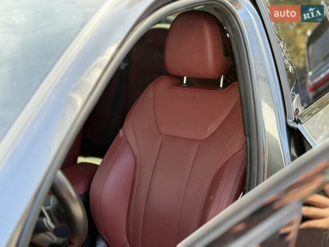 Сірий БМВ 3 Серія, об'ємом двигуна 3 л та пробігом 55 тис. км за 45000 $, фото 21 на Automoto.ua