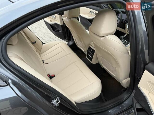 Серый БМВ 3 Серия, объемом двигателя 2 л и пробегом 67 тыс. км за 28500 $, фото 41 на Automoto.ua