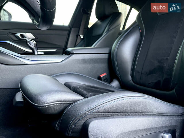 БМВ 3 Серія 2021 у Києві на Automoto.ua Сірий БМВ 3 Серія, об'ємом двигуна 3 л та пробігом 72 тис. км за 51950 $, фото 38 на Automoto.ua