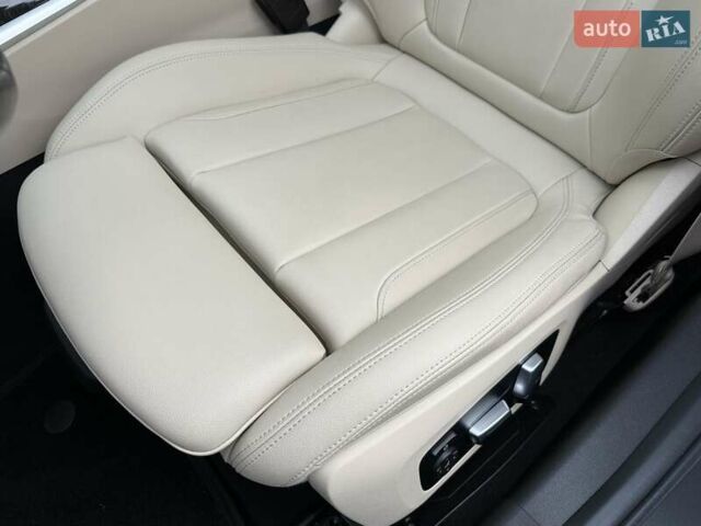 Серый БМВ 3 Серия, объемом двигателя 2 л и пробегом 67 тыс. км за 28500 $, фото 25 на Automoto.ua