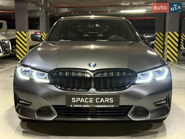 Серый БМВ 3 Серия, объемом двигателя 2 л и пробегом 48 тыс. км за 38500 $, фото 3 на Automoto.ua