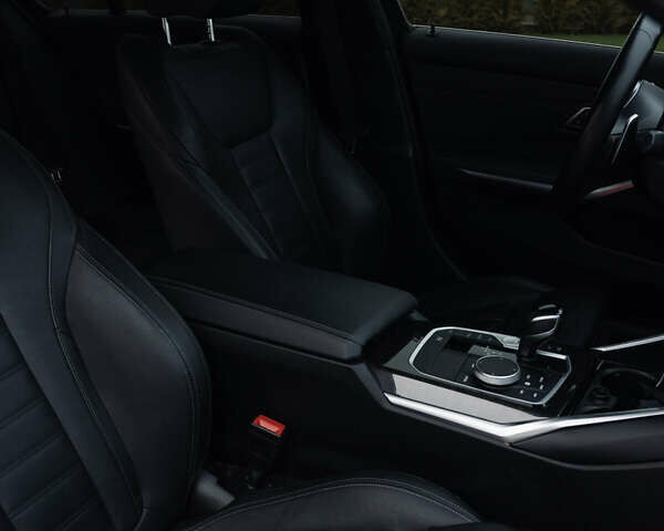 Сірий БМВ 3 Серія, об'ємом двигуна 2 л та пробігом 83 тис. км за 33000 $, фото 14 на Automoto.ua