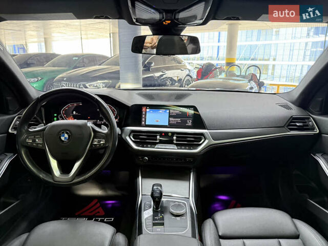 Серый БМВ 3 Серия, объемом двигателя 2 л и пробегом 120 тыс. км за 28900 $, фото 14 на Automoto.ua