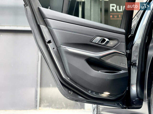 БМВ 3 Серія 2021 у Києві на Automoto.ua Сірий БМВ 3 Серія, об'ємом двигуна 3 л та пробігом 72 тис. км за 51950 $, фото 40 на Automoto.ua