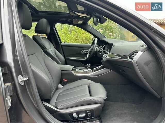 БМВ 3 Серія 2021 у Львові на Automoto.ua Сірий БМВ 3 Серія, об'ємом двигуна 0 л та пробігом 44 тис. км за 11800 $, фото 21 на Automoto.ua