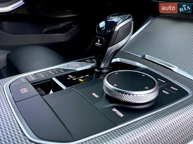 БМВ 3 Серія 2021 у Києві на Automoto.ua Сірий БМВ 3 Серія, об'ємом двигуна 3 л та пробігом 72 тис. км за 51950 $, фото 52 на Automoto.ua