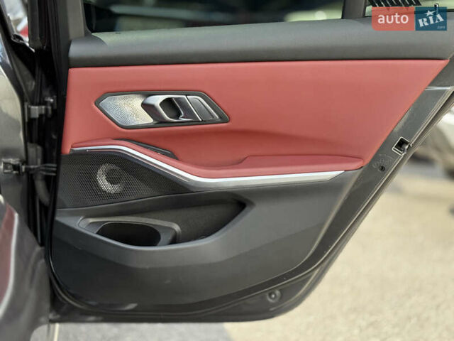 Сірий БМВ 3 Серія, об'ємом двигуна 3 л та пробігом 55 тис. км за 45000 $, фото 30 на Automoto.ua