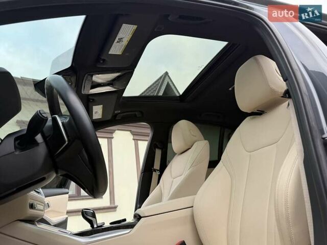 Серый БМВ 3 Серия, объемом двигателя 2 л и пробегом 67 тыс. км за 28500 $, фото 38 на Automoto.ua