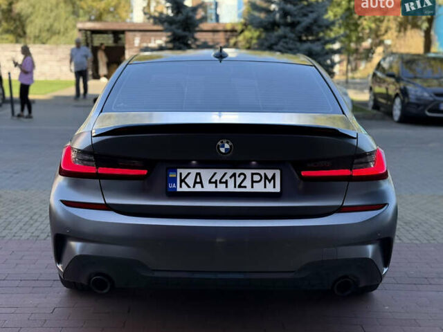 Серый БМВ 3 Серия, объемом двигателя 2 л и пробегом 62 тыс. км за 37500 $, фото 6 на Automoto.ua