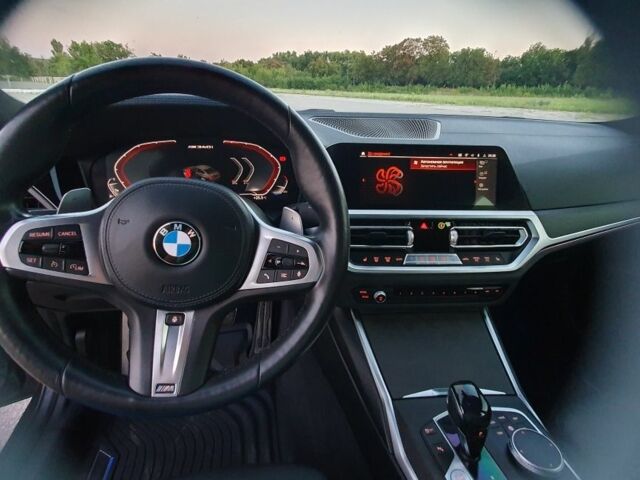 Серый БМВ 3 Серия, объемом двигателя 3 л и пробегом 55 тыс. км за 45699 $, фото 3 на Automoto.ua