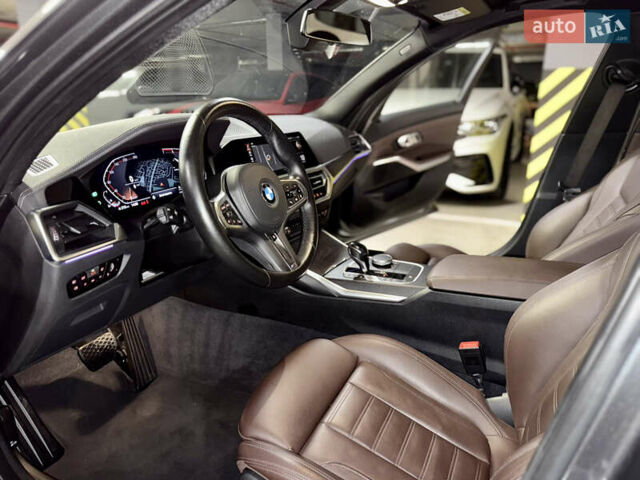 Серый БМВ 3 Серия, объемом двигателя 2 л и пробегом 48 тыс. км за 38500 $, фото 16 на Automoto.ua