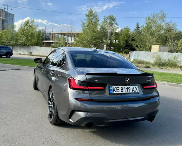 Серый БМВ 3 Серия, объемом двигателя 2 л и пробегом 130 тыс. км за 29000 $, фото 5 на Automoto.ua