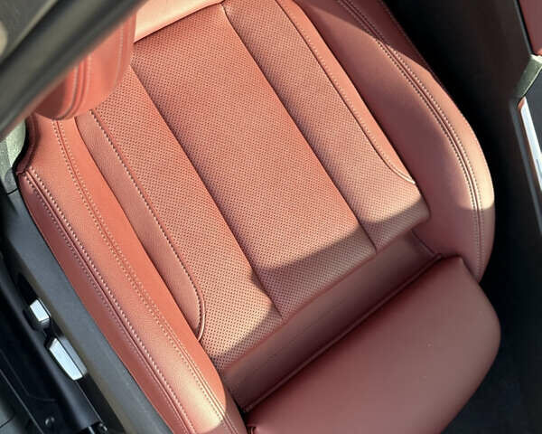 Сірий БМВ 3 Серія, об'ємом двигуна 3 л та пробігом 55 тис. км за 45000 $, фото 27 на Automoto.ua