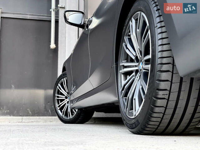 БМВ 3 Серія 2021 у Києві на Automoto.ua Сірий БМВ 3 Серія, об'ємом двигуна 3 л та пробігом 72 тис. км за 51950 $, фото 26 на Automoto.ua