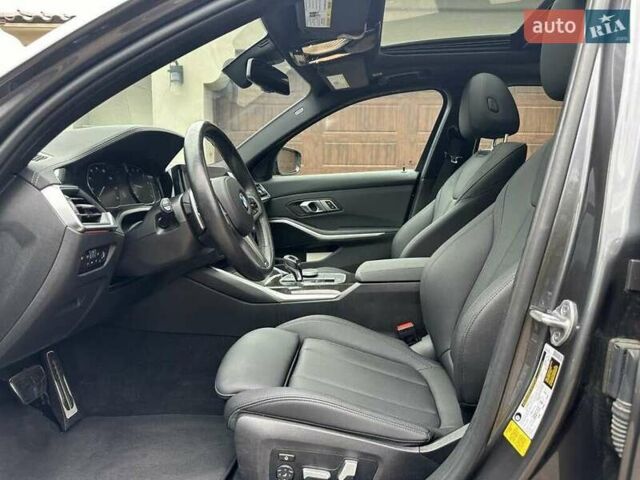 БМВ 3 Серія 2021 у Львові на Automoto.ua Сірий БМВ 3 Серія, об'ємом двигуна 0 л та пробігом 44 тис. км за 11800 $, фото 15 на Automoto.ua