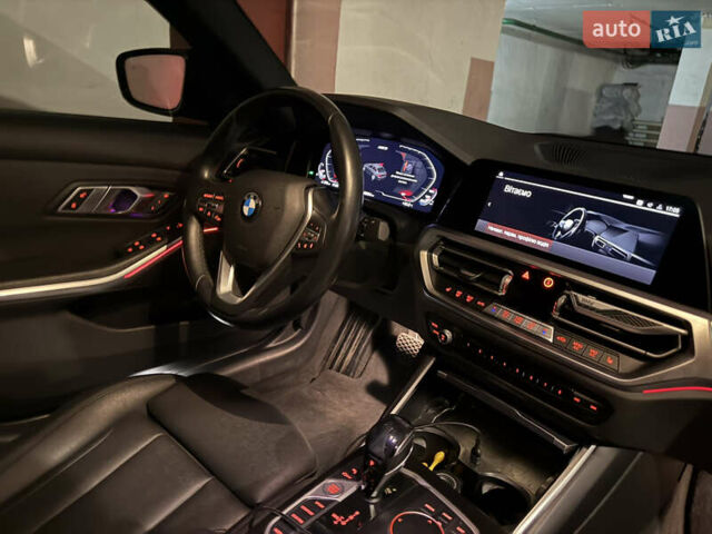 Серый БМВ 3 Серия, объемом двигателя 2 л и пробегом 95 тыс. км за 29300 $, фото 5 на Automoto.ua