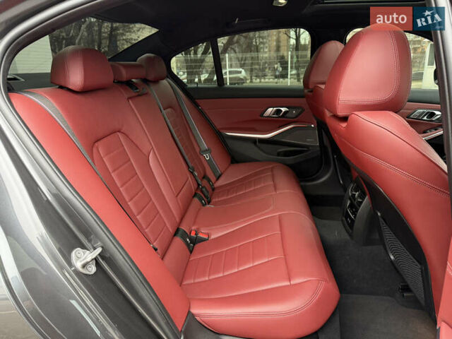 Серый БМВ 3 Серия, объемом двигателя 3 л и пробегом 10 тыс. км за 57000 $, фото 45 на Automoto.ua