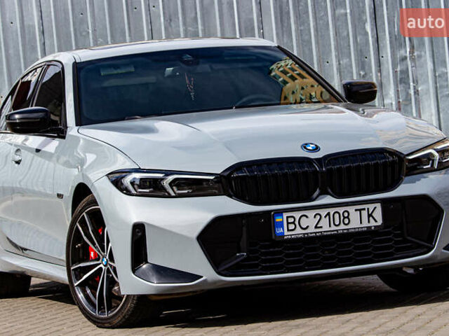 Серый БМВ 3 Серия, объемом двигателя 2 л и пробегом 35 тыс. км за 43900 $, фото 4 на Automoto.ua