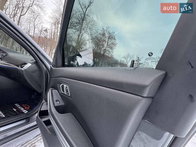 Серый БМВ 3 Серия, объемом двигателя 2 л и пробегом 44 тыс. км за 29999 $, фото 70 на Automoto.ua
