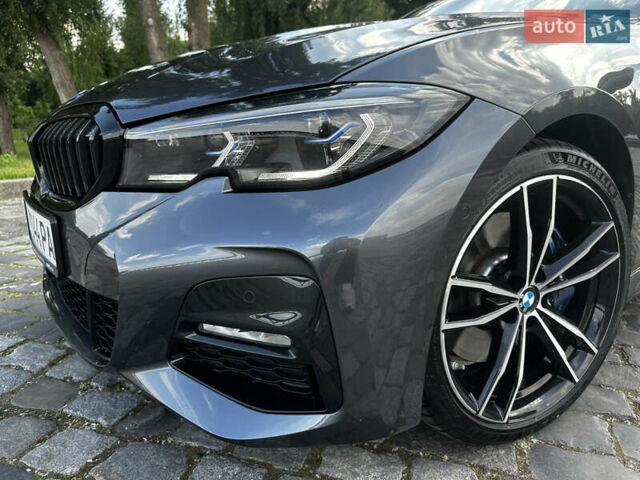 Серый БМВ 3 Серия, объемом двигателя 2 л и пробегом 4 тыс. км за 48900 $, фото 16 на Automoto.ua