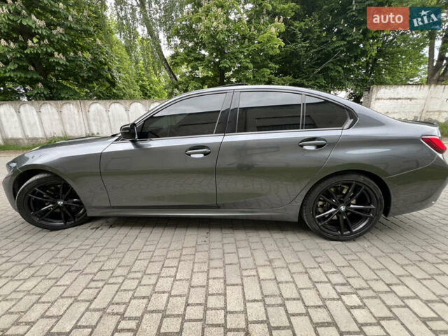 Серый БМВ 3 Серия, объемом двигателя 2 л и пробегом 129 тыс. км за 30888 $, фото 3 на Automoto.ua