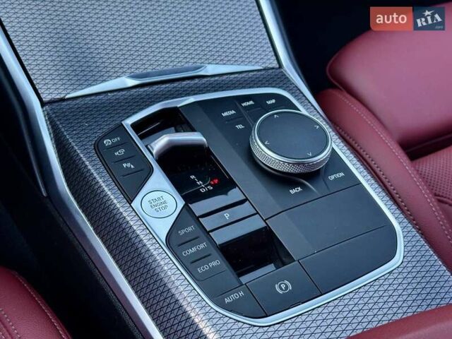 БМВ 3 Серия 2022 в Киеве на Automoto.ua Серый БМВ 3 Серия, объемом двигателя 3 л и пробегом 86 тыс. км за 49990 $, фото 38 на Automoto.ua