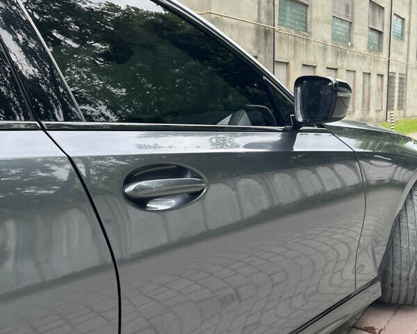 Серый БМВ 3 Серия, объемом двигателя 2 л и пробегом 129 тыс. км за 30888 $, фото 10 на Automoto.ua